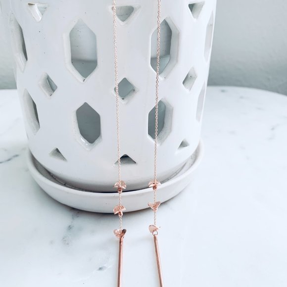 Calisades Long Simple Dangle Drop Statement - Picture 4 of 6